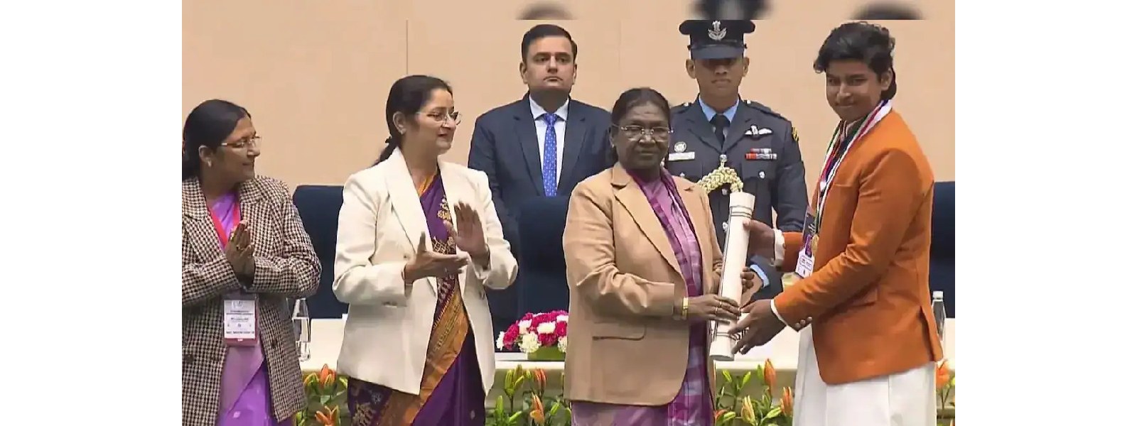 වෛභව් සූර්යවංශි වටිනා සම්මානයක්